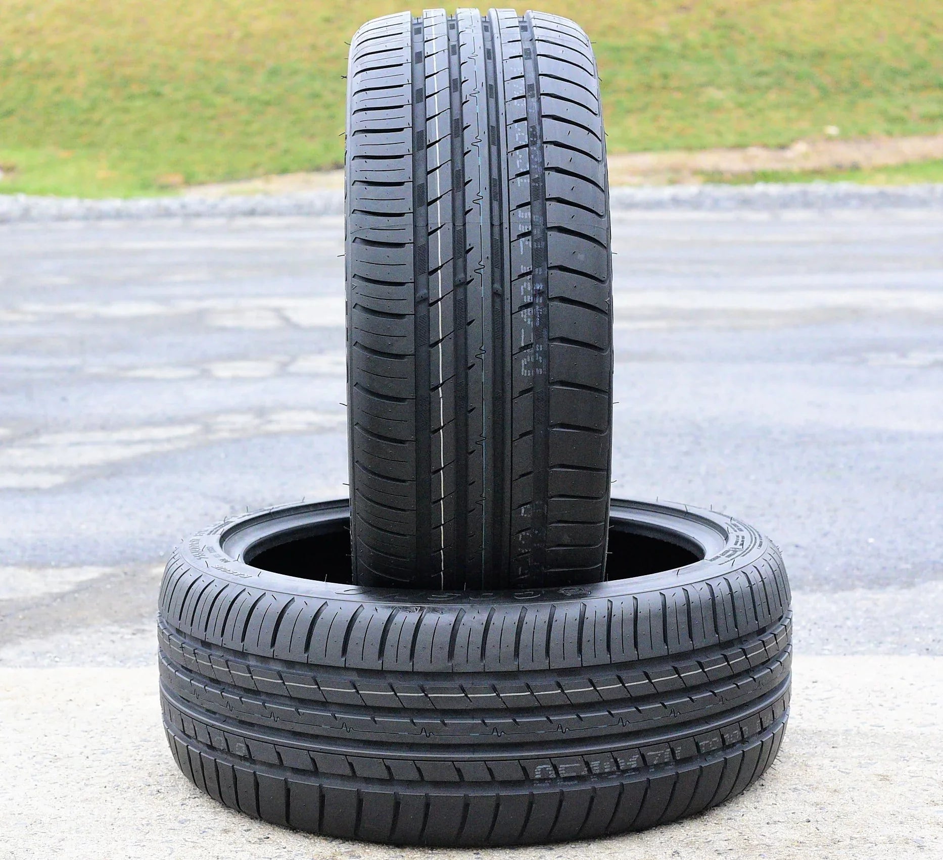 Set of 4 (FOUR) Cosmo MuchoMacho 225/50R17 ZR 98W All Season High Performance Tires Fits: 2012-15 Chevrolet Cruze LT, 2012-18 Ford Focus Electric