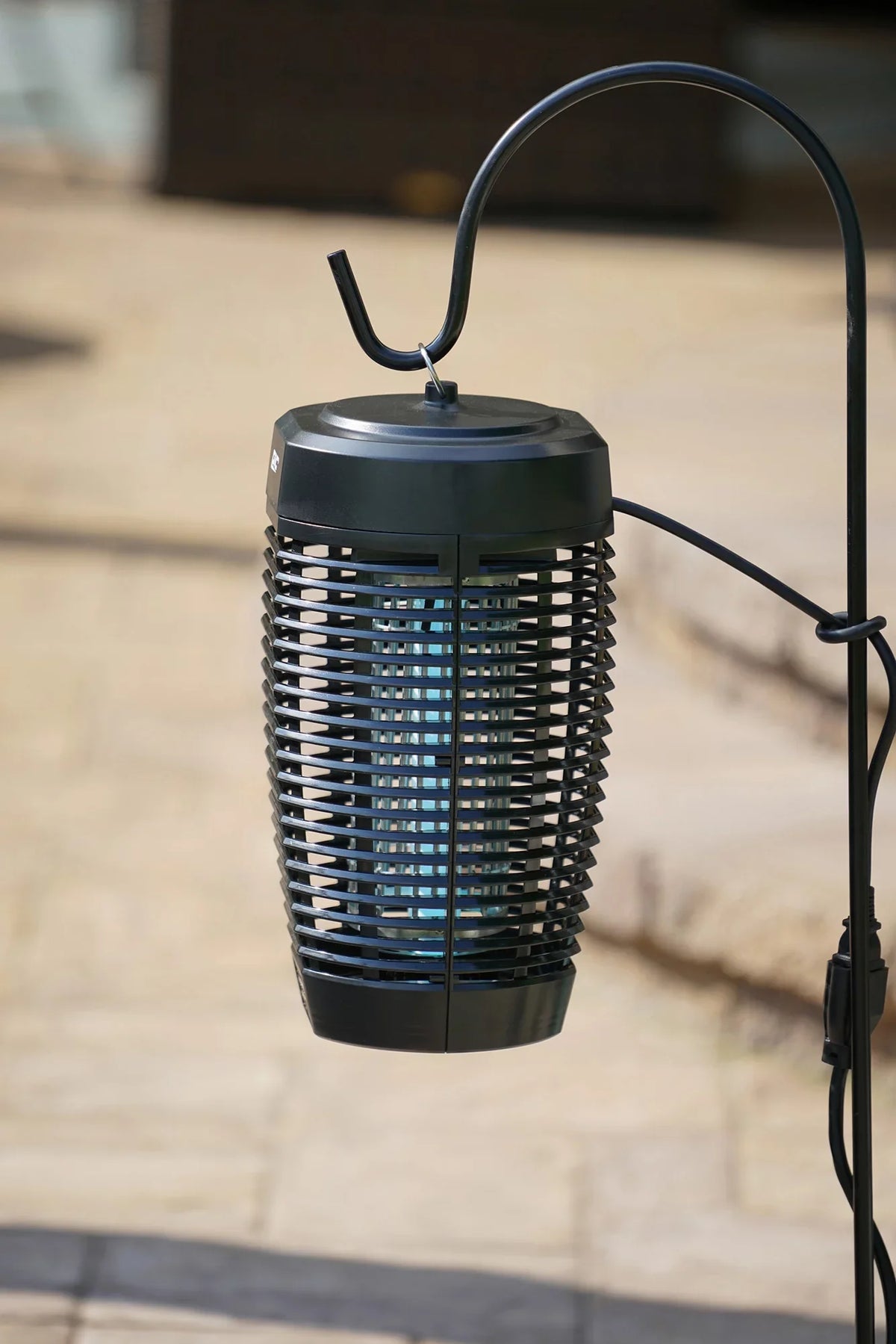PIC 40W Outdoor 1 Acre Mosquito and Bug Zapper, Electronic Insect Killer, Black