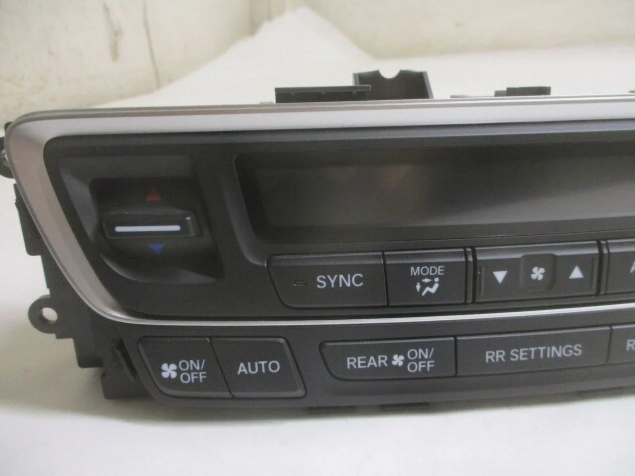 Pre-Owned 19 20 21 Honda Passport Automatic Climate AC Heater Control OEM LKQ (Good)