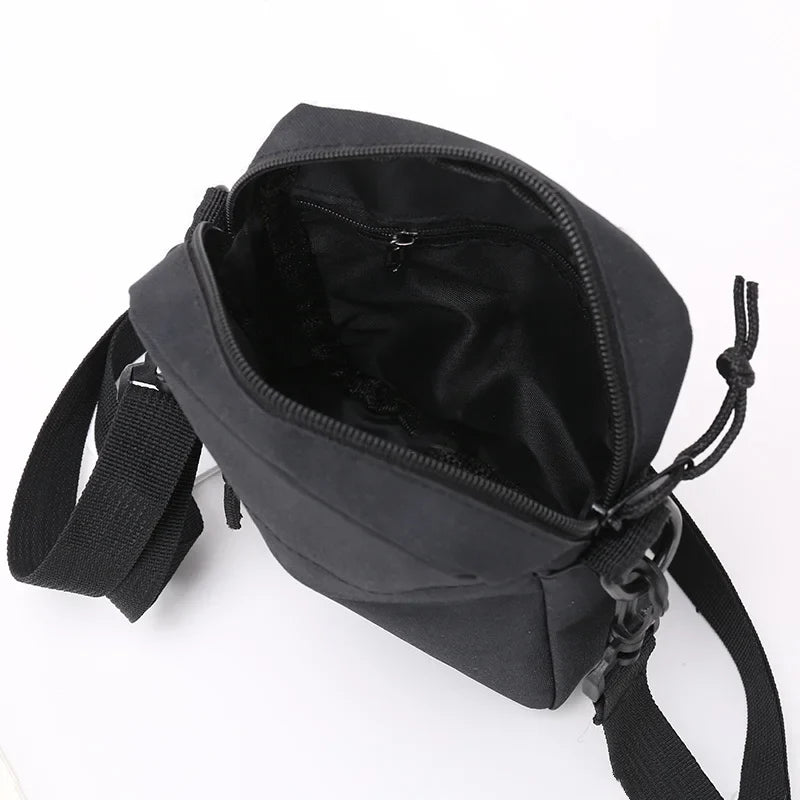 moocr Games Handle Print Lightweight Casual Sling Bag With Detachable Shoulder Strap  Men‘s And Women‘s Crossbody Bag For Travel & Daily Commute & Outdoor Sports