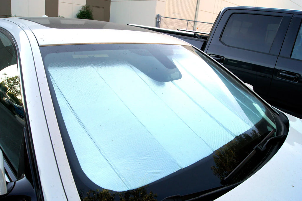 Tuningpros SS-607 Custom Fit Silver and Grey Windshield Sun Shade Protector, Sunshade Visor For 2004-2010 Toyota Sienna (XL20) - 1 pcs Set SunShade Toyota Sienna 04 05 06 07 08 09 10