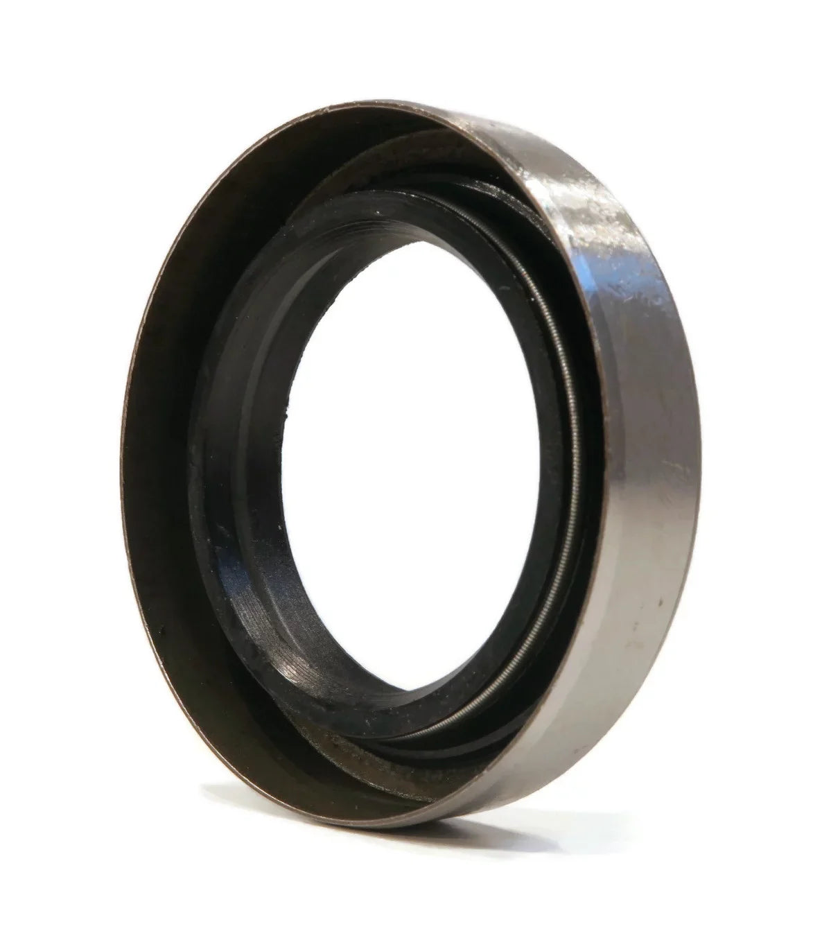 The ROP Shop | (Pack of 32) Double Lip Grease Seal 1.719, 2.565" For 3500lb Axle Marine Trailer