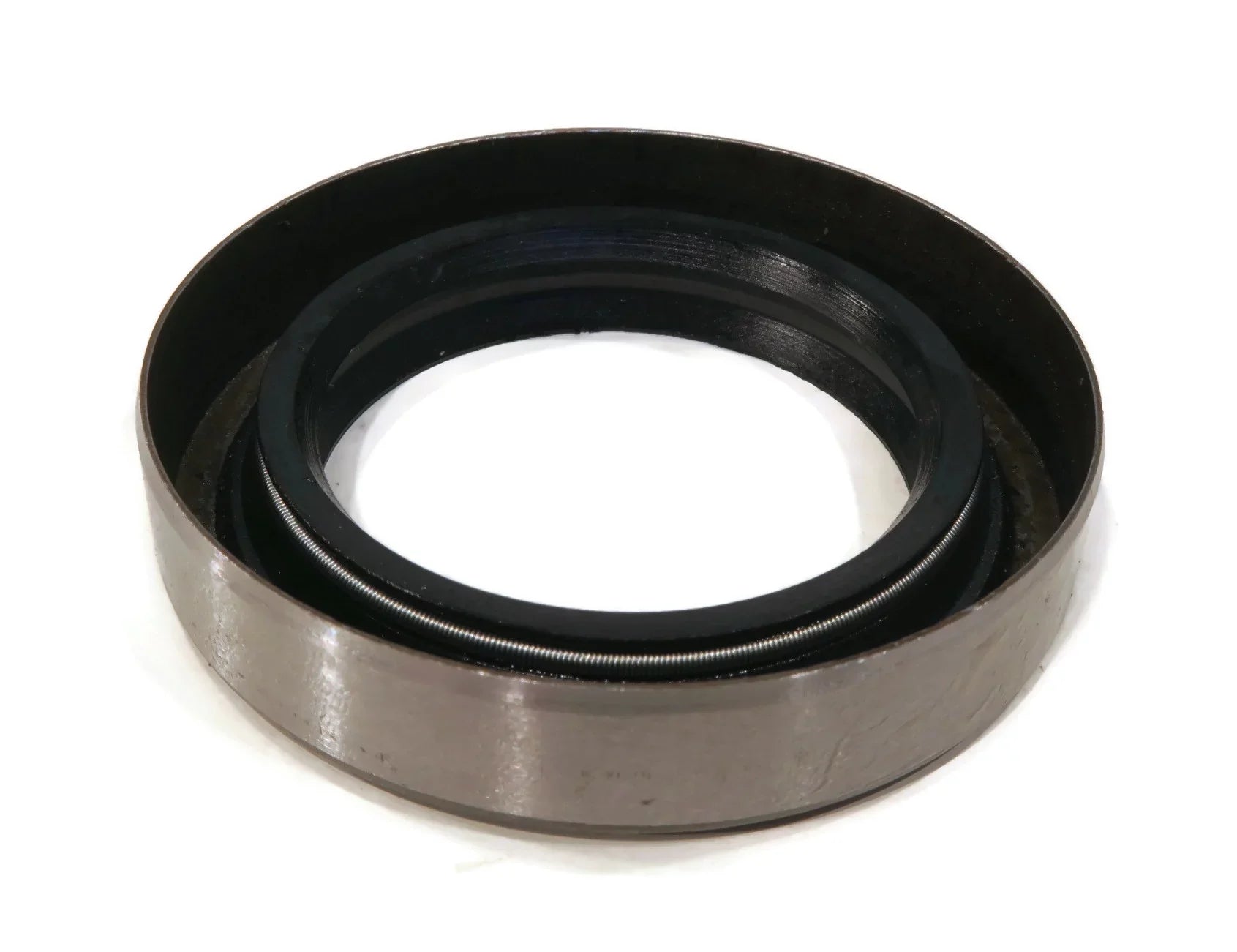 The ROP Shop | (Pack of 32) Double Lip Grease Seal 1.719, 2.565" For 3500lb Axle Marine Trailer